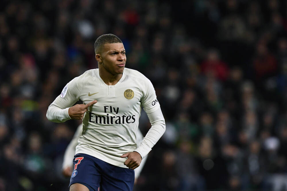 “金秋启航”校园招聘月活动启动